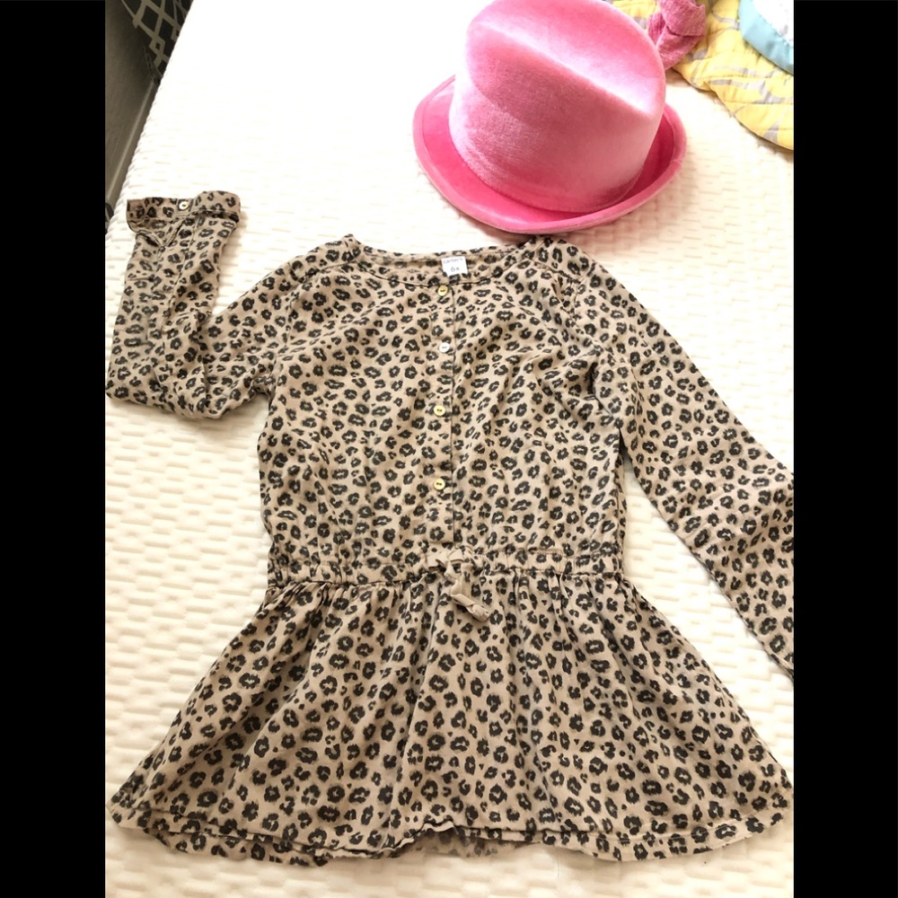 🏵 Carter’s girls leopard print top 6x